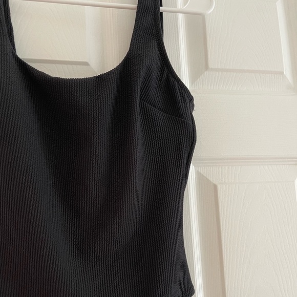 H&M black ribbed swim - Picture 6 of 6